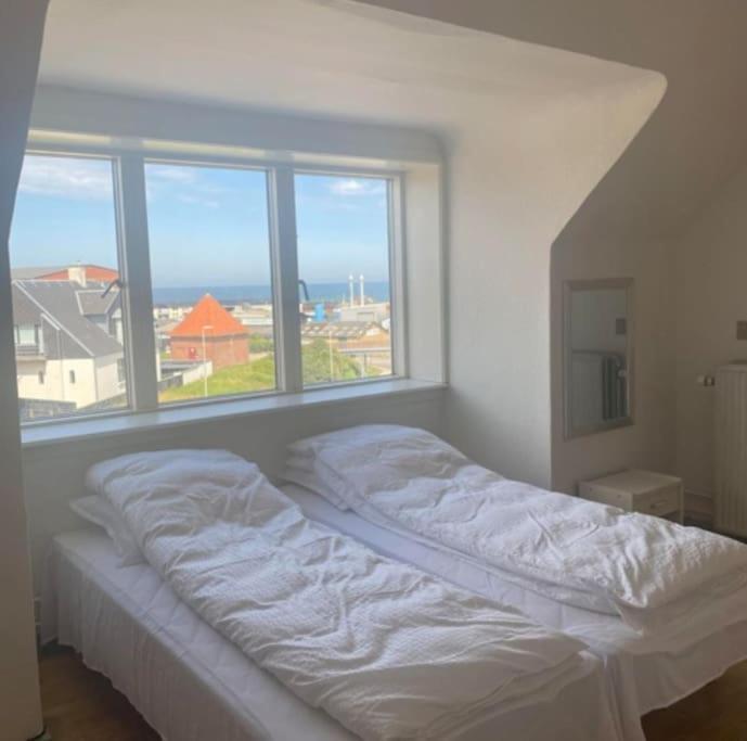 3 Vaerelses Lejlighed Taet Faergen Hirtshals Luaran gambar